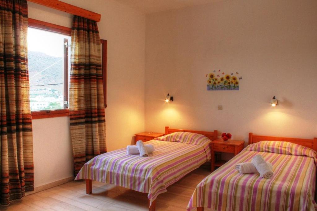 Violetta Aparthotel Chora  Kamer foto